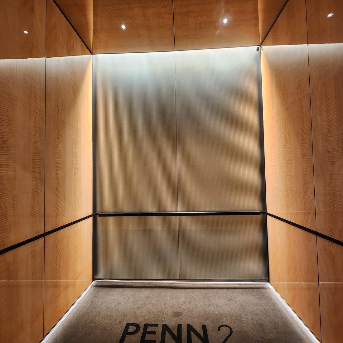 PENN2 elevator cab — Vertice